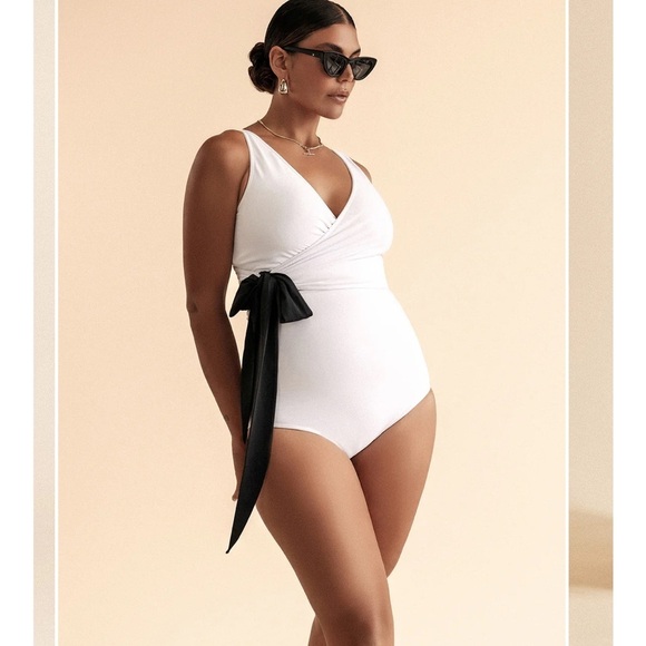New Baiia Coco Reversible Wrapsuit Swimsuit Black and White 3 Pieces Size 12 NWT - Picture 14 of 16